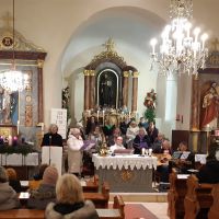 Wortgottesdienst mit Frauenchor 